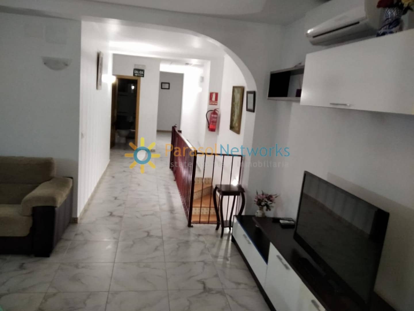 10 quarto Empresa para venda em Ador com piscina - 823 000 € (Ref: 9996172)