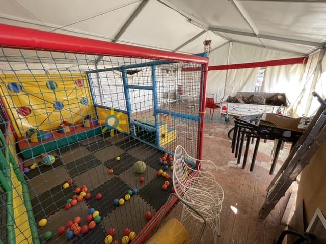 10 quarto Empresa para venda em Ador com piscina - 823 000 € (Ref: 9996172)