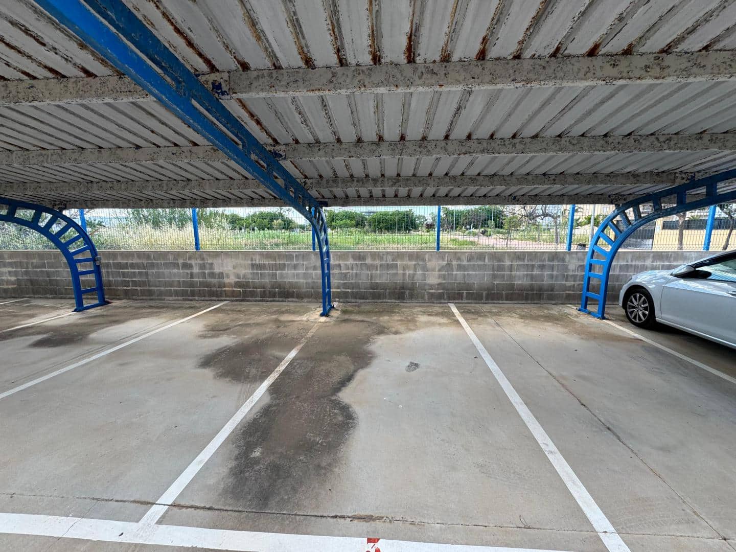 Appartement de 2 chambres à louer à Piles avec piscine - 650 € (Ref: 9996289)