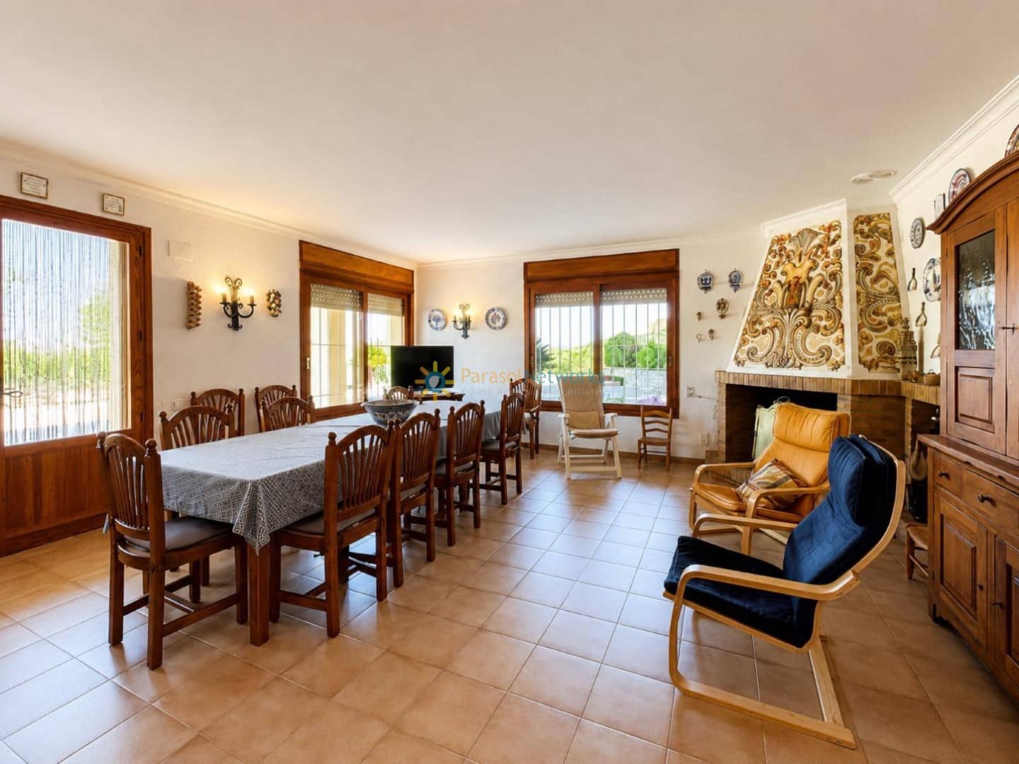 5 slaapkamer Villa te koop in Ontinyent met zwembad garage - € 470.000 (Ref: 9996350)