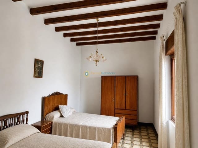 5 soverom Hus til salgs i La Font d'En Carròs med garasje - € 178 000 (Ref: 9997752)