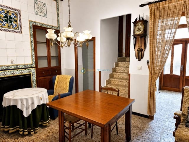 5 soverom Hus til salgs i La Font d'En Carròs med garasje - € 178 000 (Ref: 9997752)
