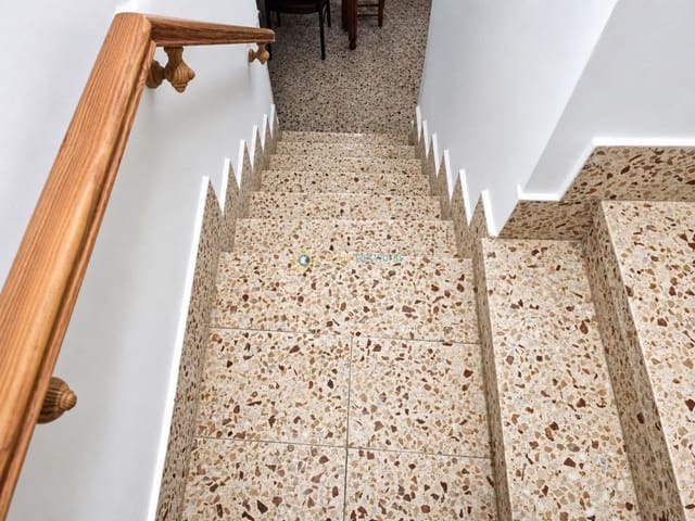 5 soverom Hus til salgs i La Font d'En Carròs med garasje - € 178 000 (Ref: 9997752)