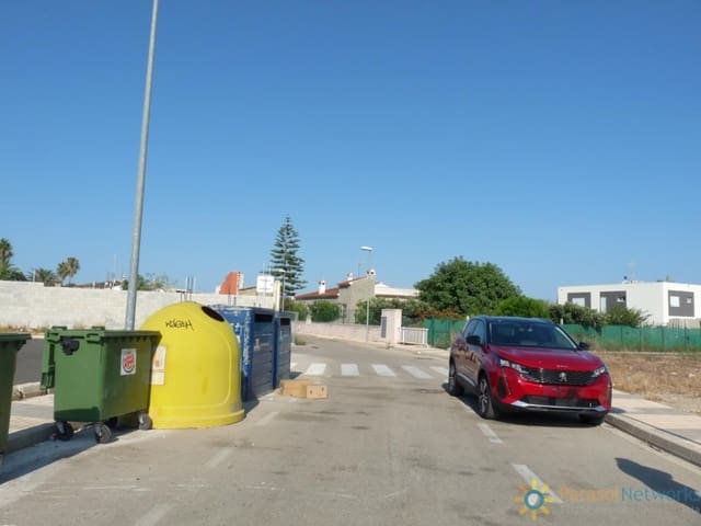 Tomt till salu i Oliva Playa, Oliva - 177 000 € (Ref: 9998999)