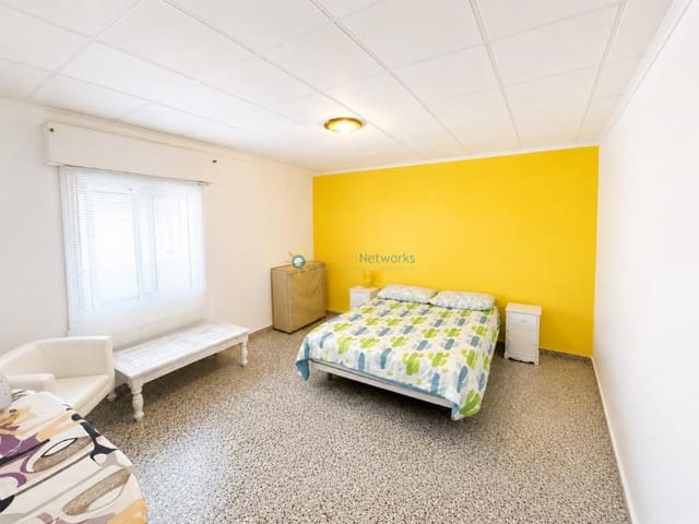 Apartamento de 3 habitaciones en Piles en venta - 105.000 € (Ref: 9999178)