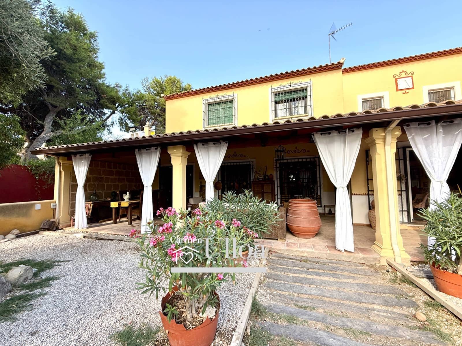 Chalet de 6 habitaciones en Alicante / Alacant ciudad en venta con piscina garaje - 1.350.000 € (Ref: 7576213)