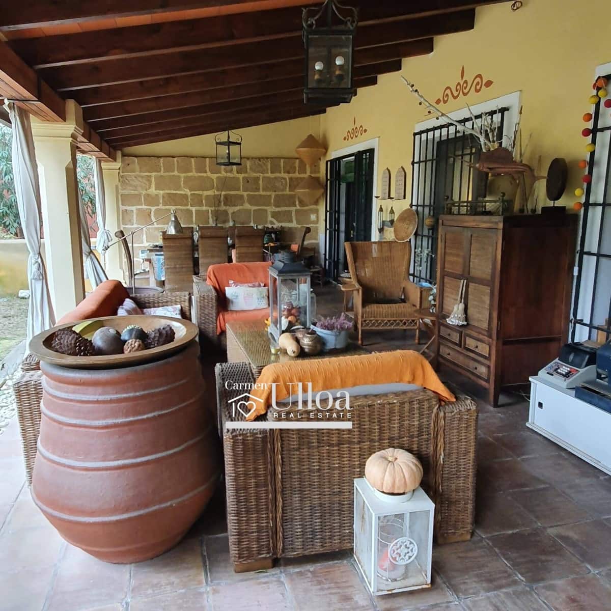 6 bedroom Villa for sale in Alicante / Alacant city with pool garage - € 1,350,000 (Ref: 7576213)