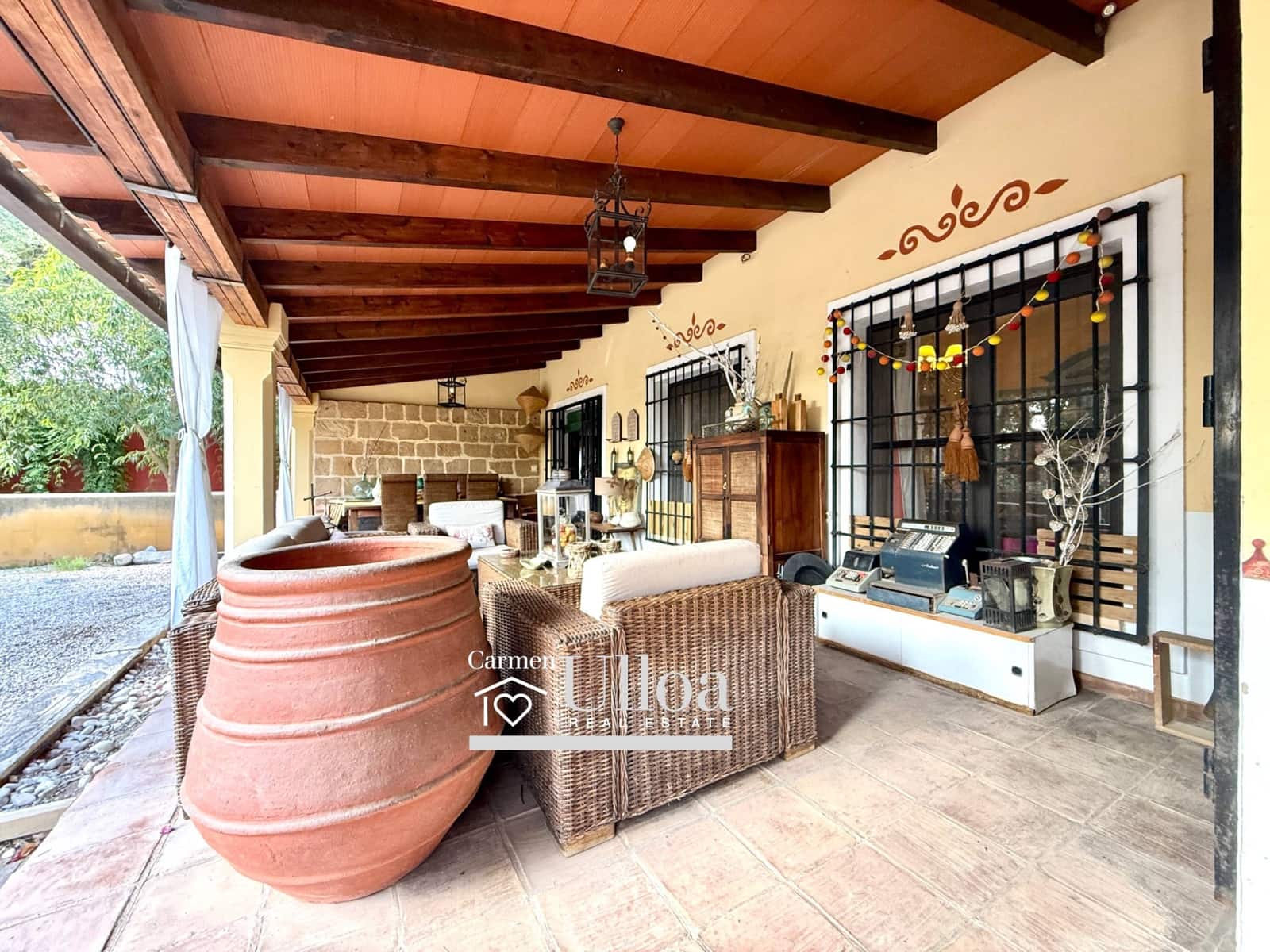 6 bedroom Villa for sale in Alicante / Alacant city with pool garage - € 1,350,000 (Ref: 7576213)