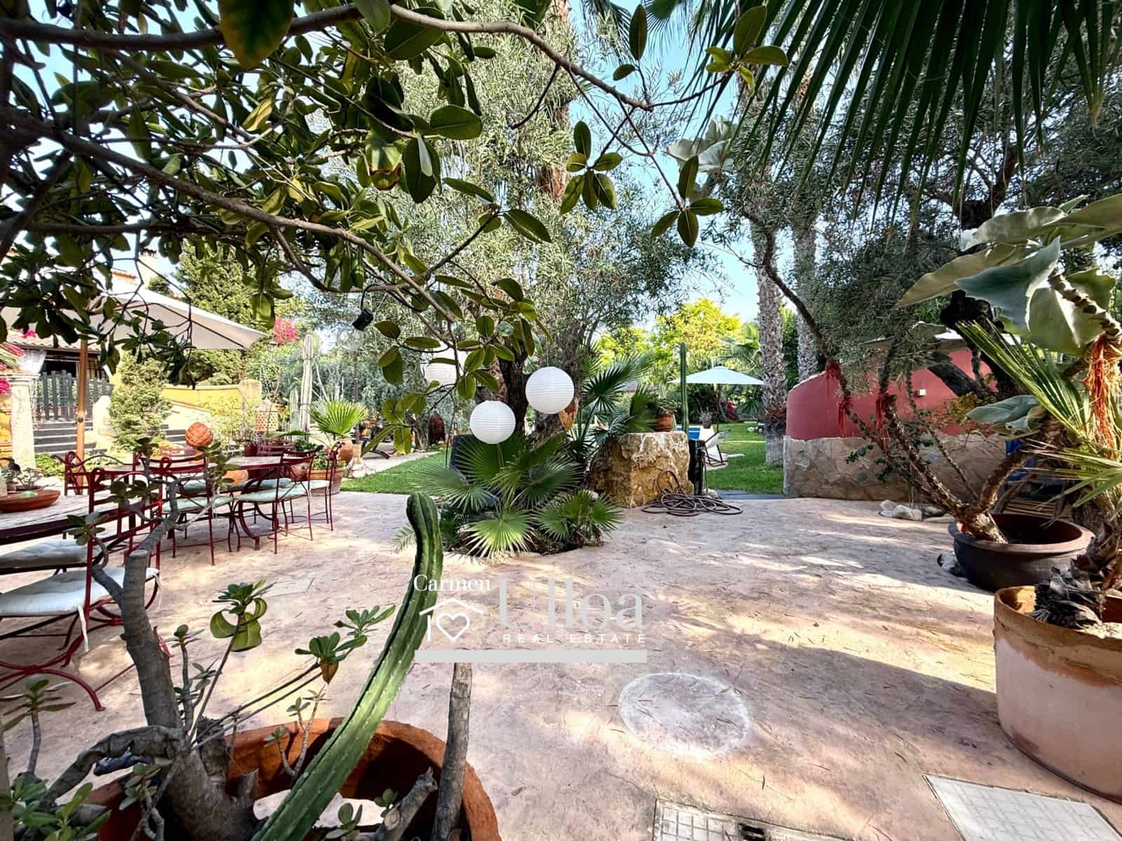 6 bedroom Villa for sale in Alicante / Alacant city with pool garage - € 1,350,000 (Ref: 7576213)