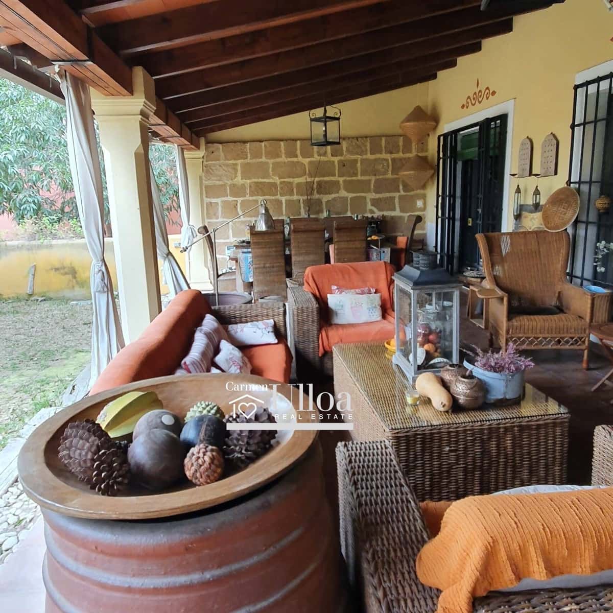 6 soverom Villa til salgs i Alicante by med svømmebasseng garasje - € 1 350 000 (Ref: 7576213)