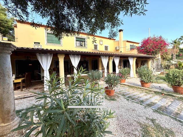 6 bedroom Villa for sale in Vistahermosa, Alicante / Alacant city with pool garage - € 1,350,000 (Ref: 7576213)