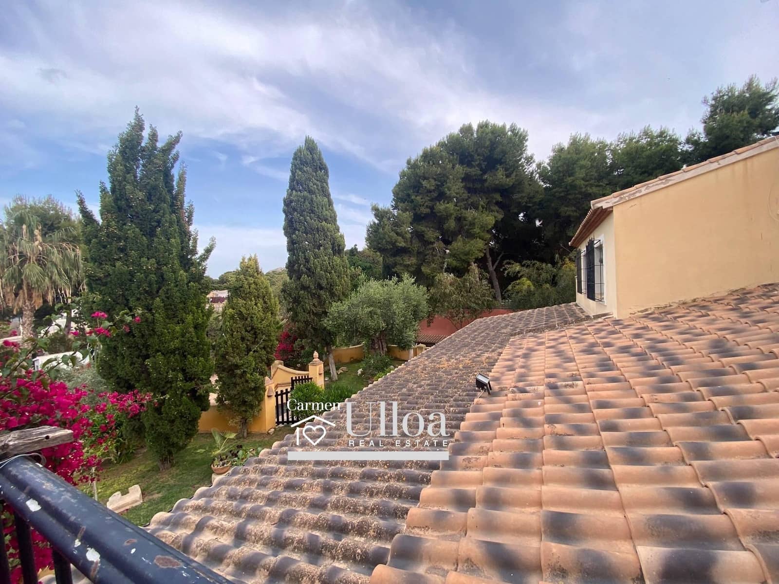 6 soverom Villa til salgs i Alicante by med svømmebasseng garasje - € 1 350 000 (Ref: 7576213)