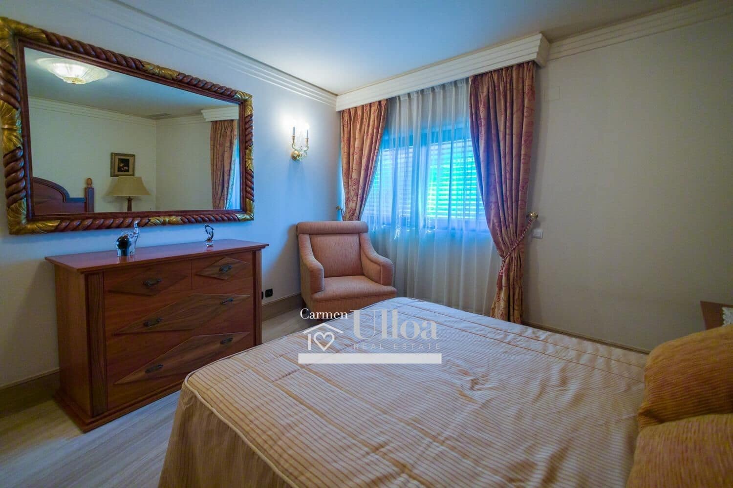 8 slaapkamer Villa te koop in Alicante stad met zwembad garage - € 3.000.000 (Ref: 7726562)