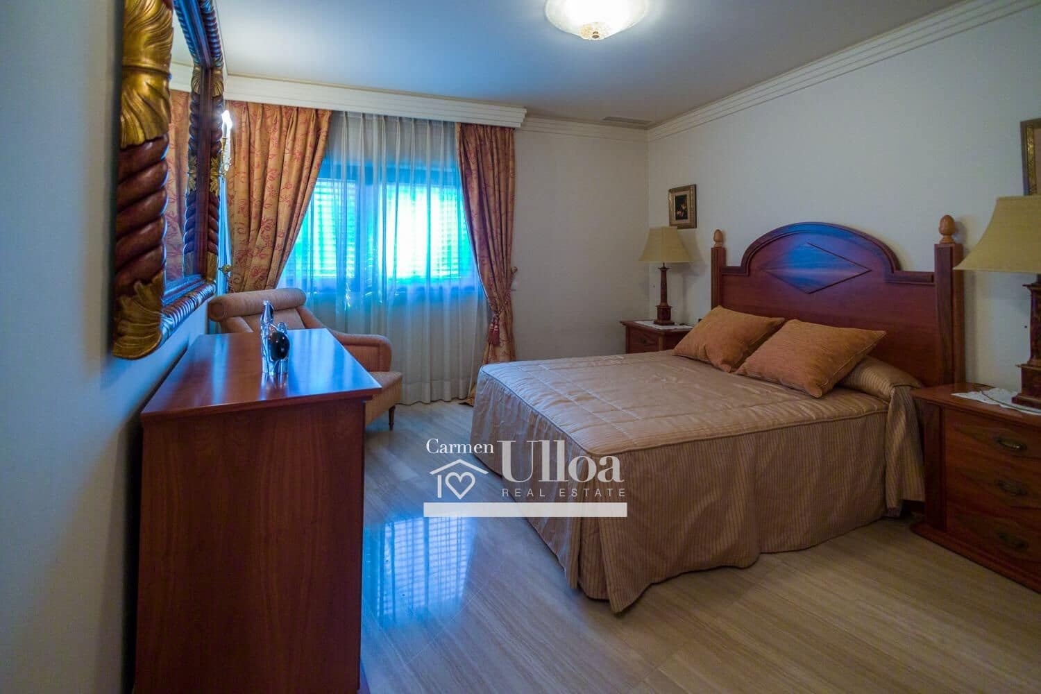 8 slaapkamer Villa te koop in Alicante stad met zwembad garage - € 3.000.000 (Ref: 7726562)