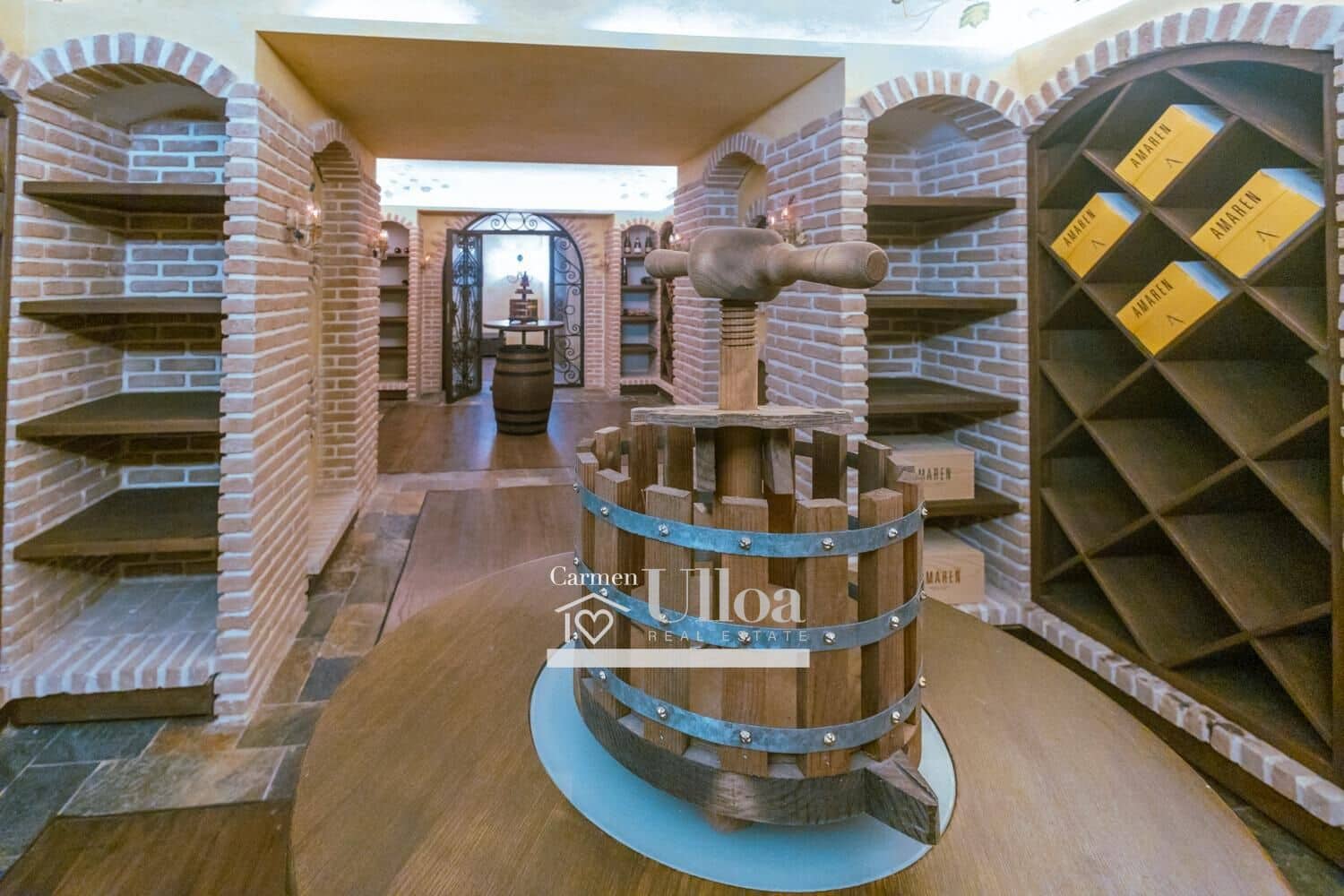 8 slaapkamer Villa te koop in Alicante stad met zwembad garage - € 3.000.000 (Ref: 7726562)