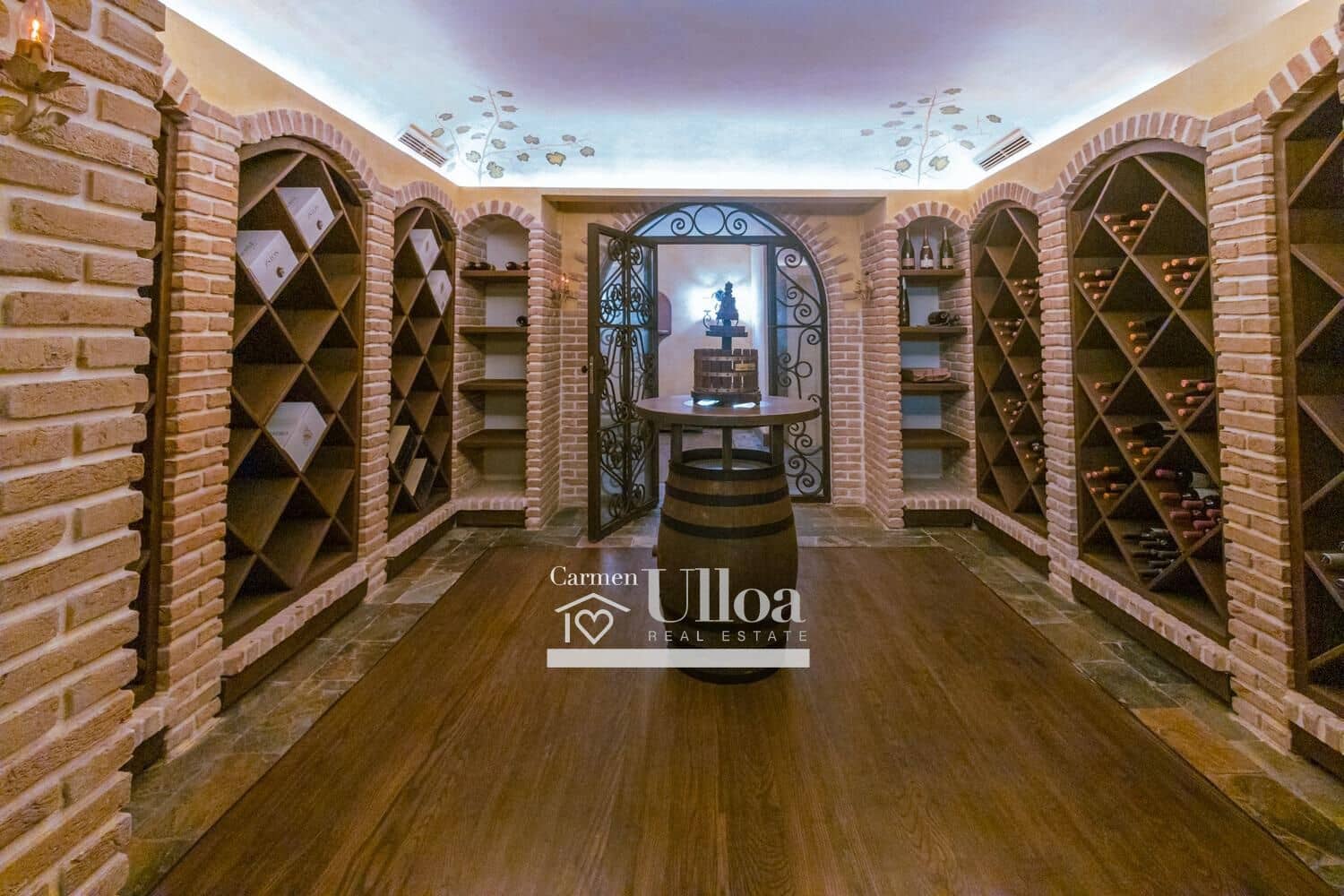 8 slaapkamer Villa te koop in Alicante stad met zwembad garage - € 3.000.000 (Ref: 7726562)