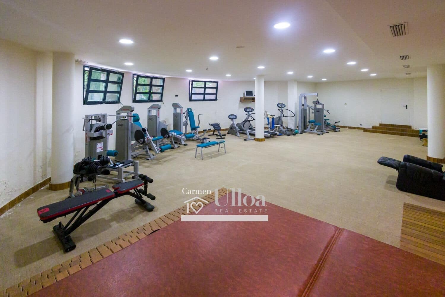 8 slaapkamer Villa te koop in Alicante stad met zwembad garage - € 3.000.000 (Ref: 7726562)