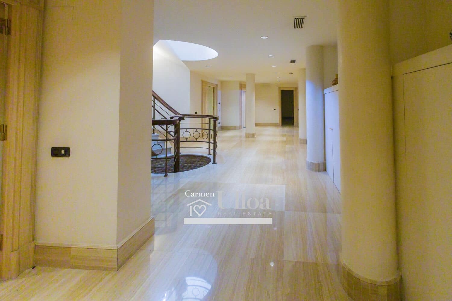 8 soveværelse Villa til salg i Alicante by med swimmingpool garage - € 3.000.000 (Ref: 7726562)