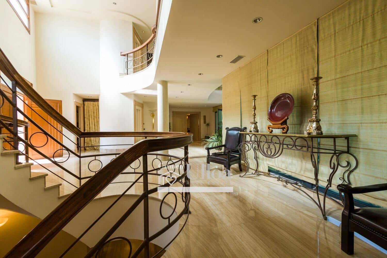 8 soveværelse Villa til salg i Alicante by med swimmingpool garage - € 3.000.000 (Ref: 7726562)