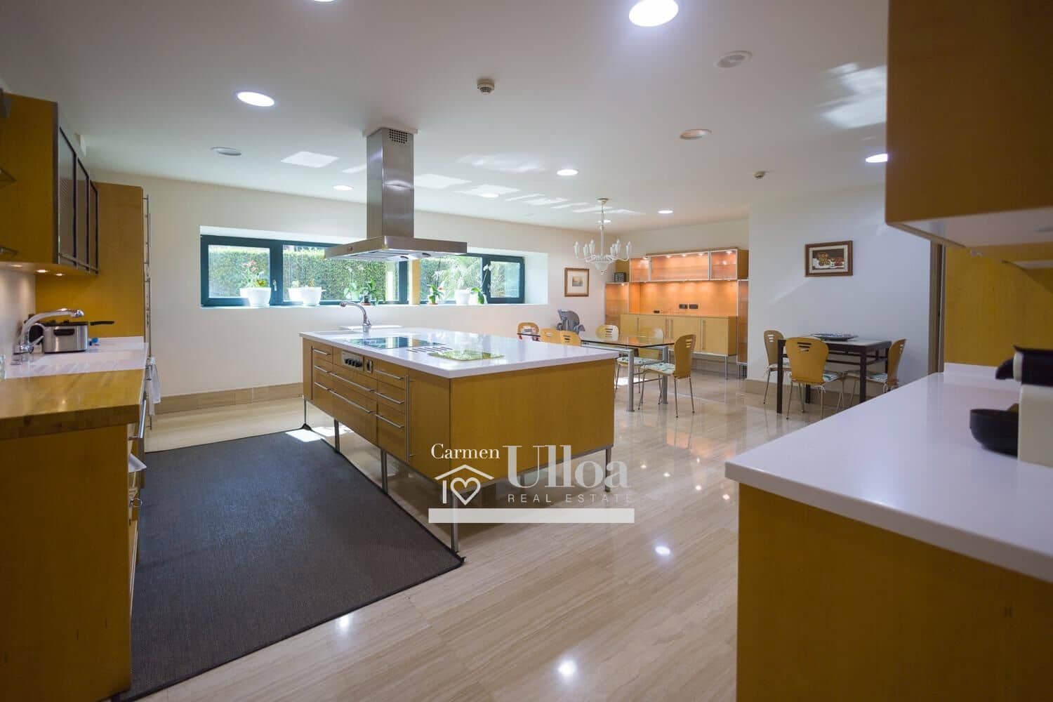 8 bedroom Villa for sale in Alicante / Alacant city with pool garage - € 3,000,000 (Ref: 7726562)