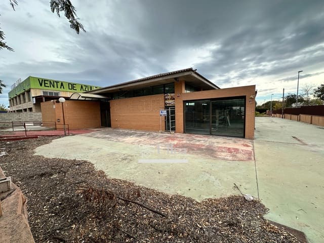 8 quarto Moradia para venda em San Vicente / Sant Vicent del Raspeig com piscina garagem - 1 100 000 € (Ref: 8109973)