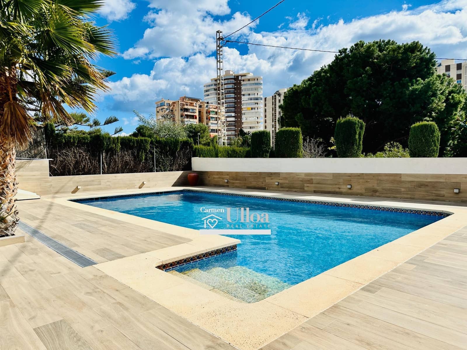 7 soverom Villa til salgs i Playa de San Juan med svømmebasseng garasje - € 1 590 000 (Ref: 8130067)