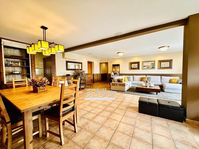 7 slaapkamer Villa te koop in Playa de San Juan, Alicante stad met zwembad garage - € 1.590.000 (Ref: 8130067)