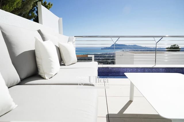 5 sypialnia Willa na sprzedaż w Altea z basenem garażem - 1 148 861 € (Ref: 8229558)