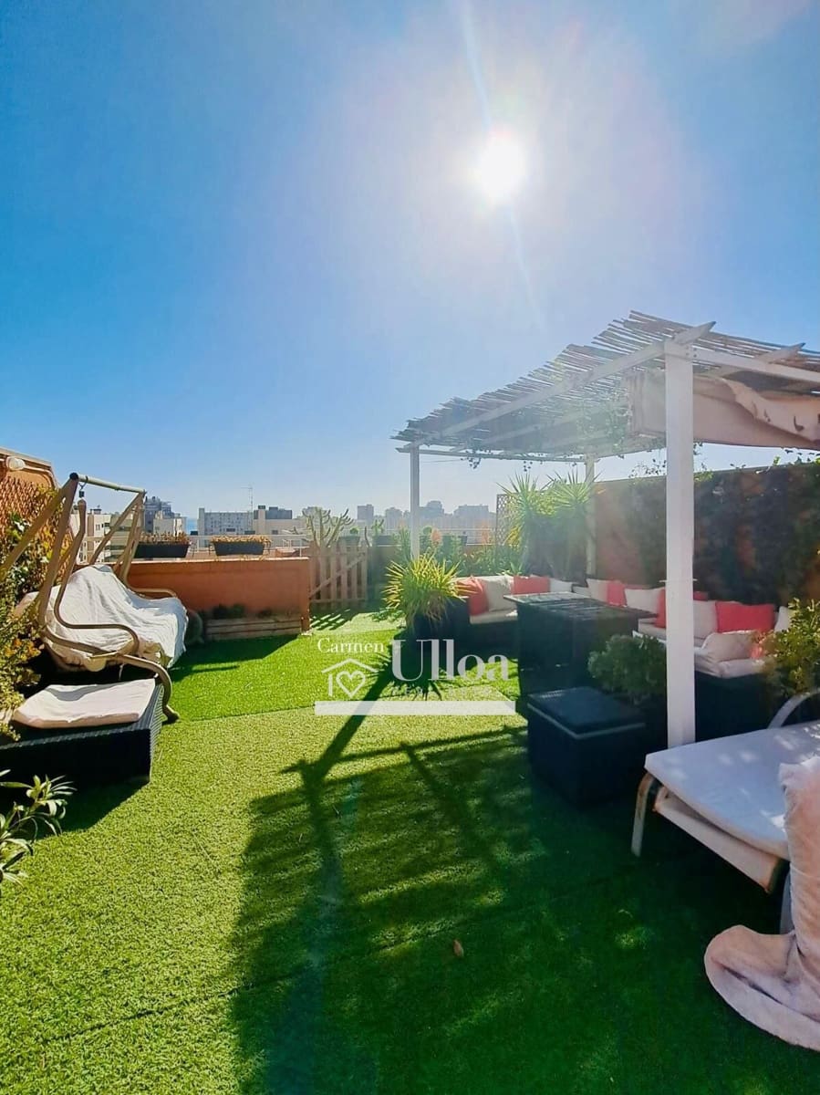 2 soverom Penthouse til salgs i Playa de San Juan med svømmebasseng garasje - € 476 000 (Ref: 8370791)