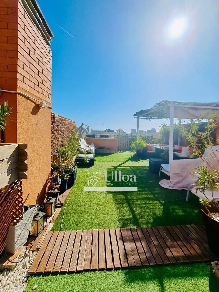 2 soverom Penthouse til salgs i Playa de San Juan med svømmebasseng garasje - € 476 000 (Ref: 8370791)