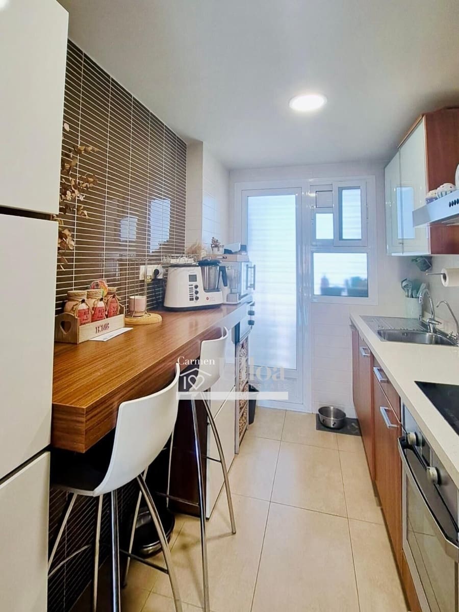 2 soverom Penthouse til salgs i Playa de San Juan med svømmebasseng garasje - € 476 000 (Ref: 8370791)