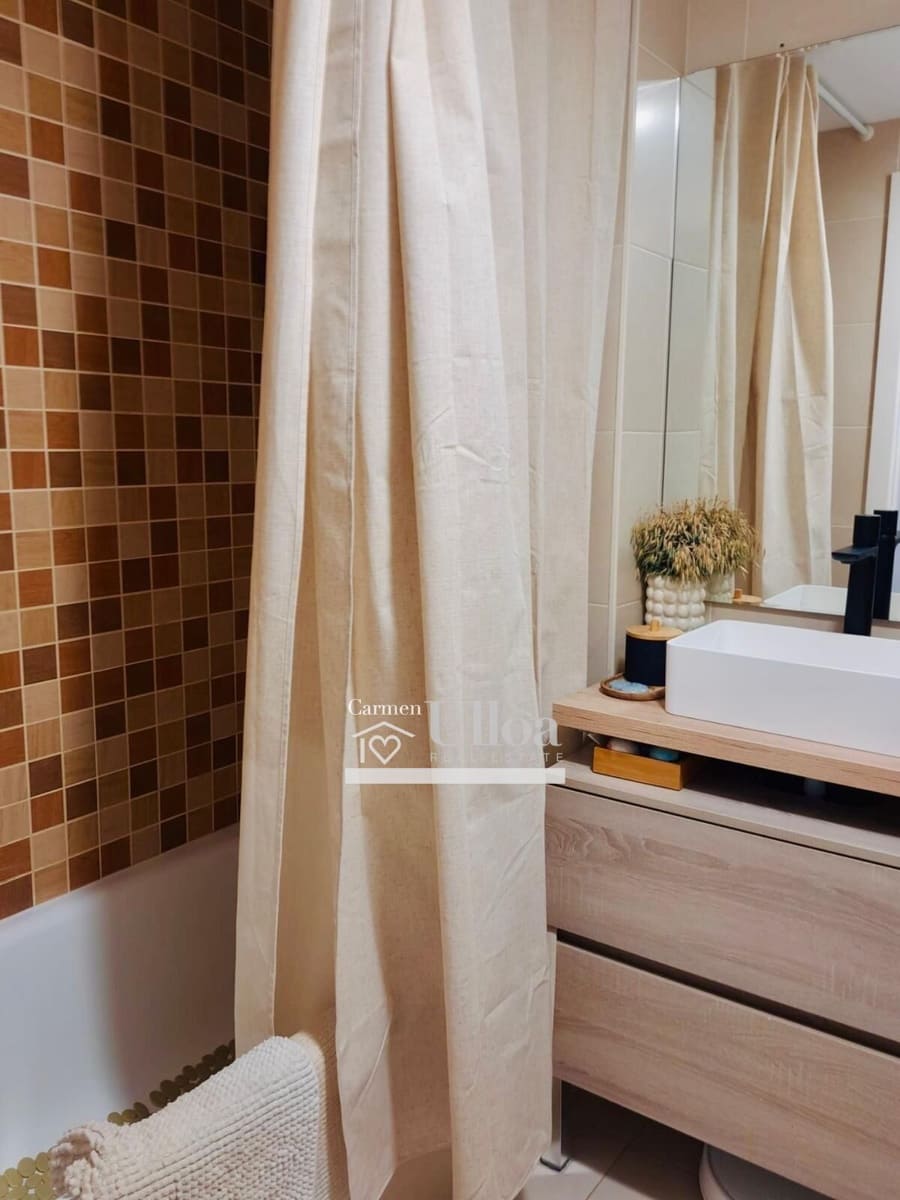 2 soverom Penthouse til salgs i Playa de San Juan med svømmebasseng garasje - € 476 000 (Ref: 8370791)