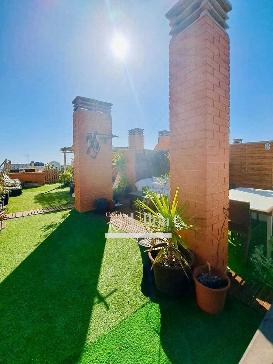 2 soverom Penthouse til salgs i Playa de San Juan med svømmebasseng garasje - € 476 000 (Ref: 8370791)