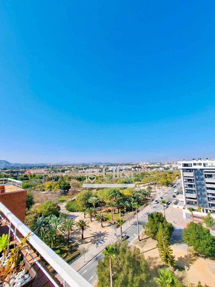 2 soverom Penthouse til salgs i Playa de San Juan med svømmebasseng garasje - € 476 000 (Ref: 8370791)