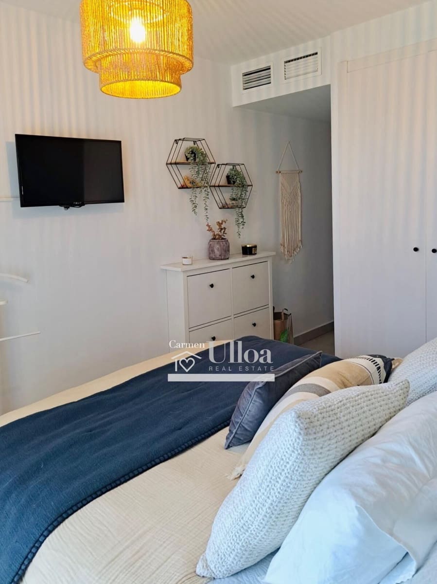 2 soveværelse Penthouse til salg i Playa de San Juan med swimmingpool garage - € 476.000 (Ref: 8370791)