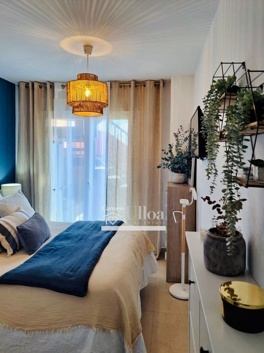 2 slaapkamer Penthouse te koop in Playa de San Juan met zwembad garage - € 476.000 (Ref: 8370791)