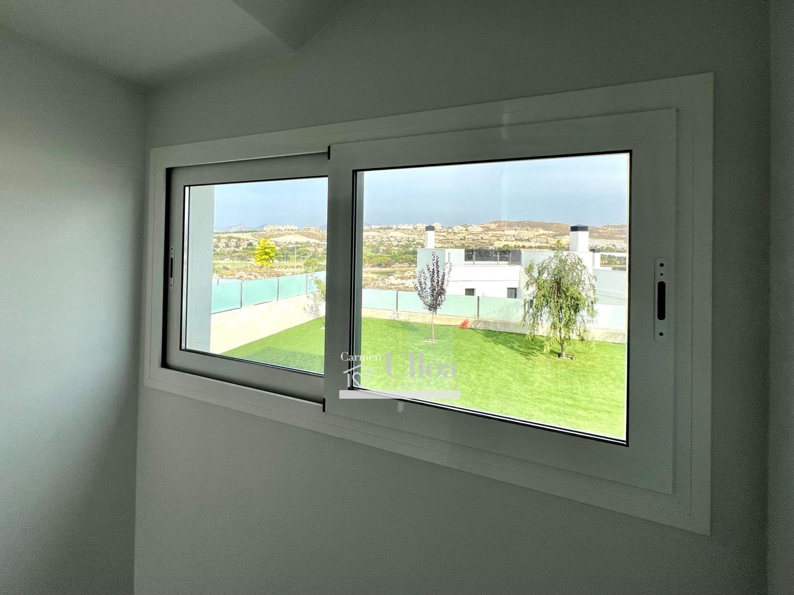 Chalet de 3 habitaciones en Muchamiel / Mutxamel en venta con piscina - 495.000 € (Ref: 8382834)