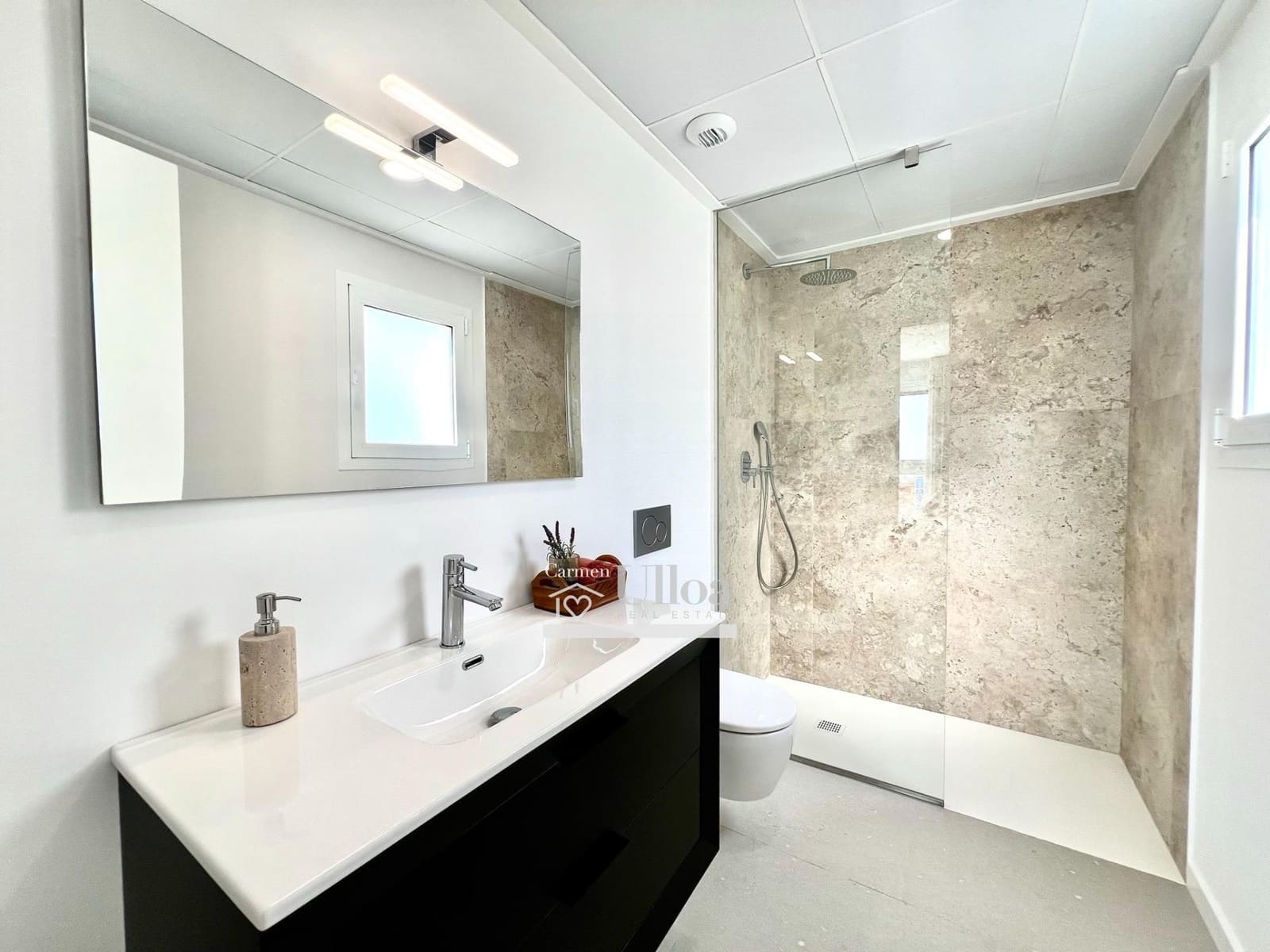 Chalet de 3 habitaciones en Muchamiel / Mutxamel en venta con piscina - 495.000 € (Ref: 8382834)