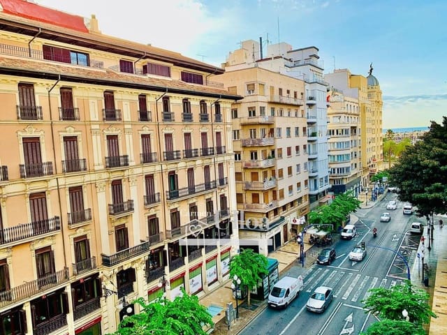 4 sovrum Lägenhet till salu i Barrio del Centro, Alicante stad - 565 000 € (Ref: 8474054)