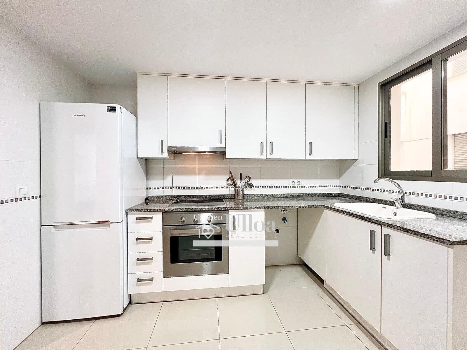 3 bedroom Flat for sale in El Campello with pool garage - € 400,000 (Ref: 8493907)