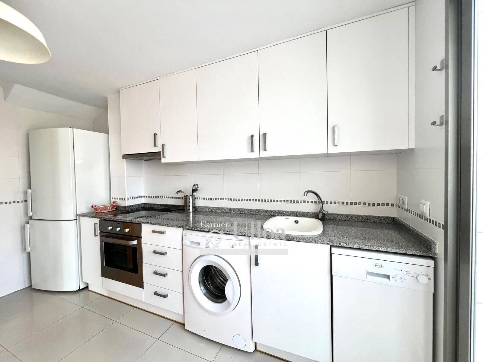 2 soveværelse Lejlighed til salg i El Campello med swimmingpool garage - € 480.000 (Ref: 8493912)