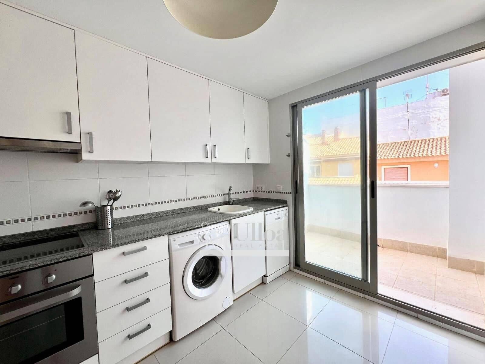 2 soverom Leilighet til salgs i El Campello med svømmebasseng garasje - € 480 000 (Ref: 8493912)