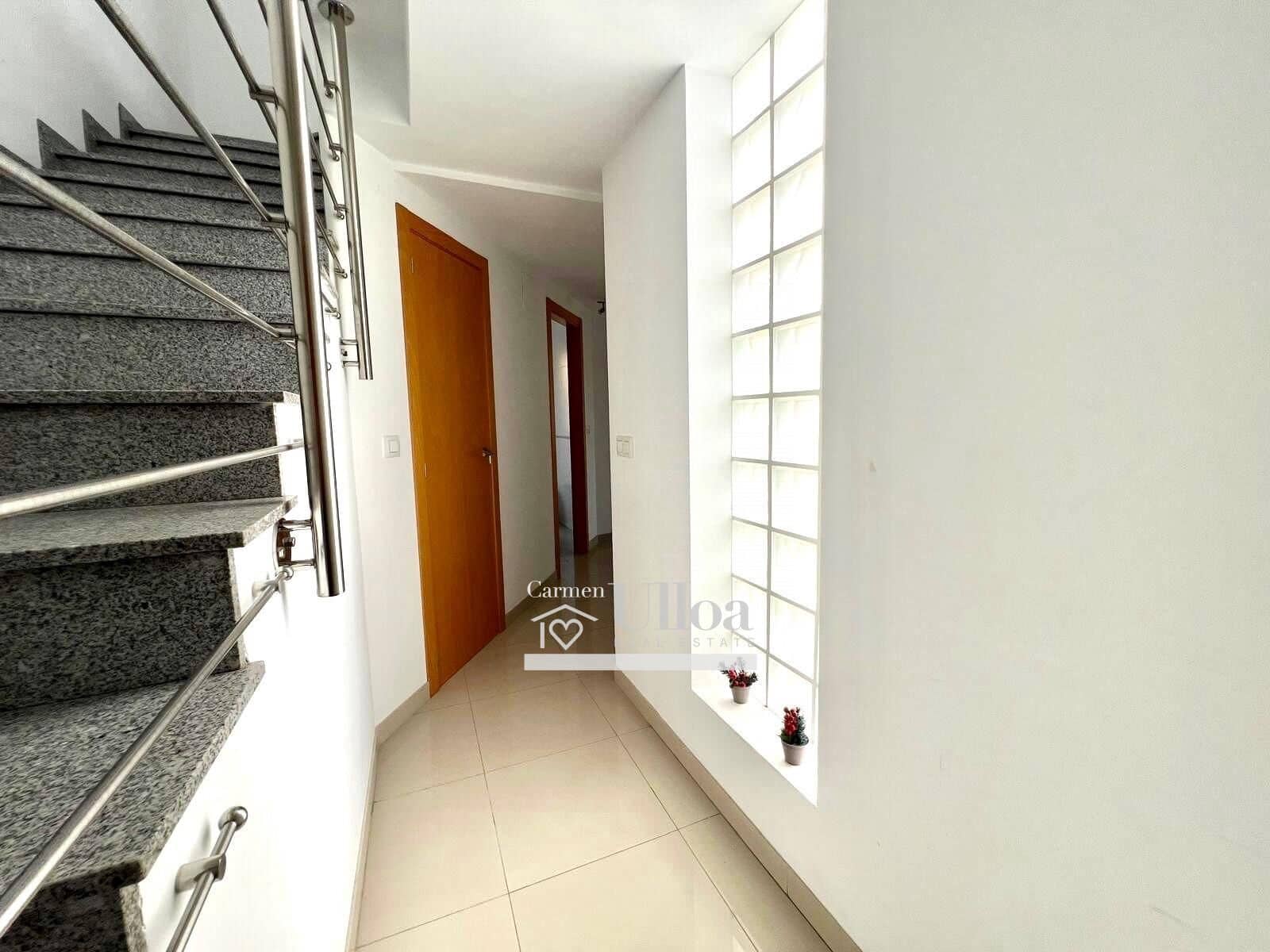 2 soverom Leilighet til salgs i El Campello med svømmebasseng garasje - € 480 000 (Ref: 8493912)