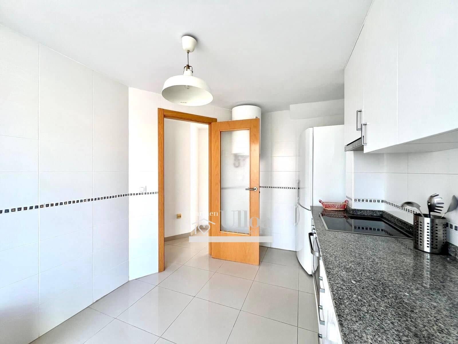 2 slaapkamer Appartement te koop in El Campello met zwembad garage - € 480.000 (Ref: 8493912)