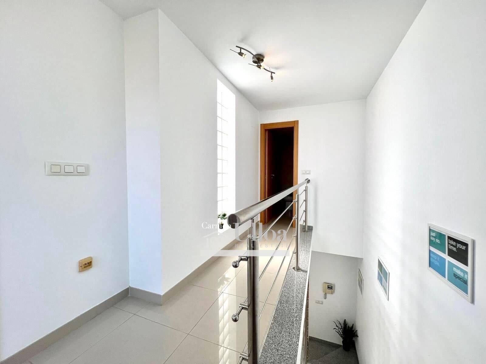 2 slaapkamer Appartement te koop in El Campello met zwembad garage - € 480.000 (Ref: 8493912)