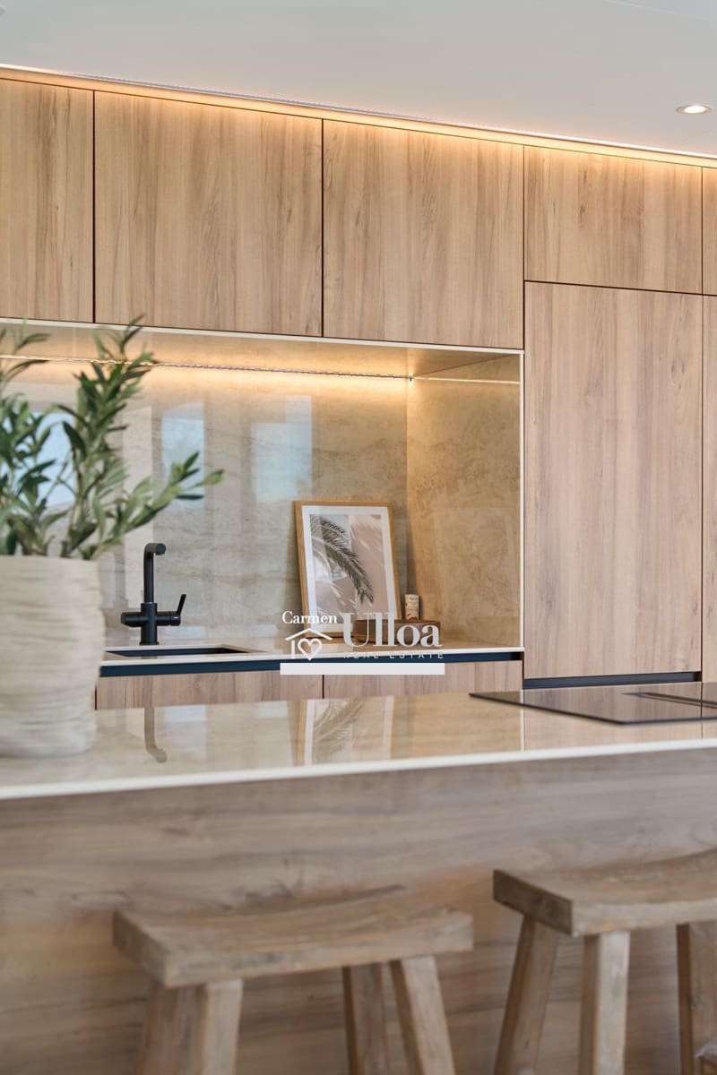 3 slaapkamer Villa te koop in Alfaz del Pi / L'Alfas del Pi met zwembad - € 770.000 (Ref: 8534088)