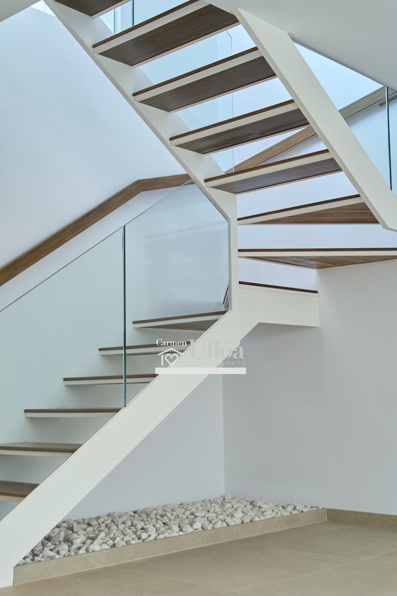 3 sypialnia Willa na sprzedaż w Alfaz del Pi / L'Alfas del Pi z basenem - 760 000 € (Ref: 8534089)