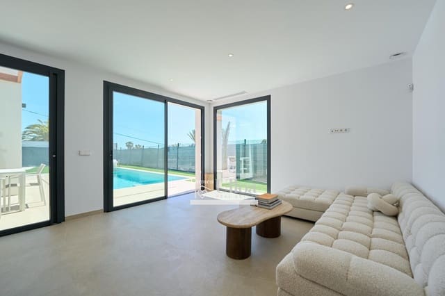 3 soveværelse Villa til salg i Alfaz del Pi / L'Alfàs del Pi med swimmingpool - € 760.000 (Ref: 8534090)