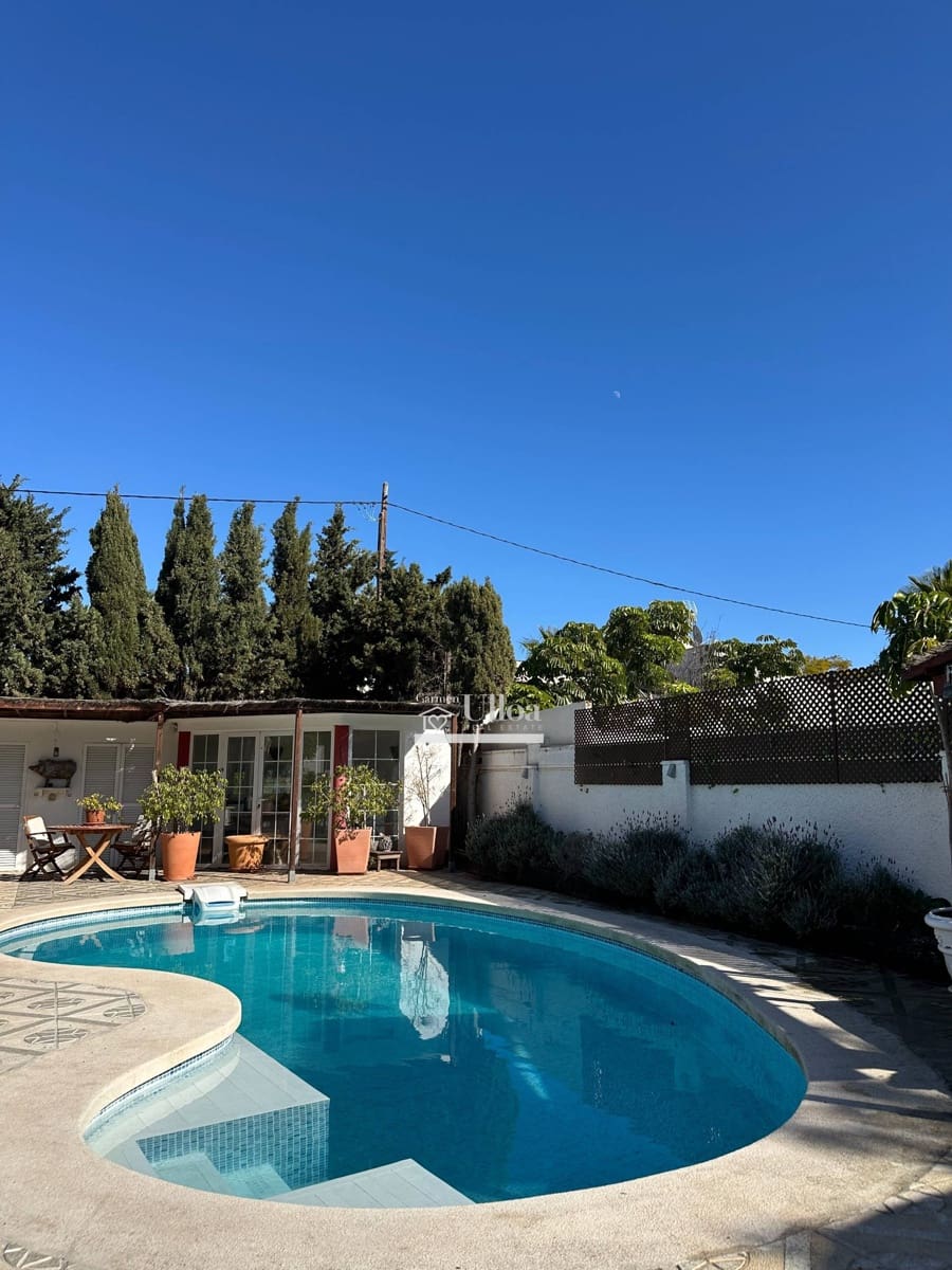 3 soveværelse Villa til salg i La Font med swimmingpool garage - € 750.000 (Ref: 8676009)