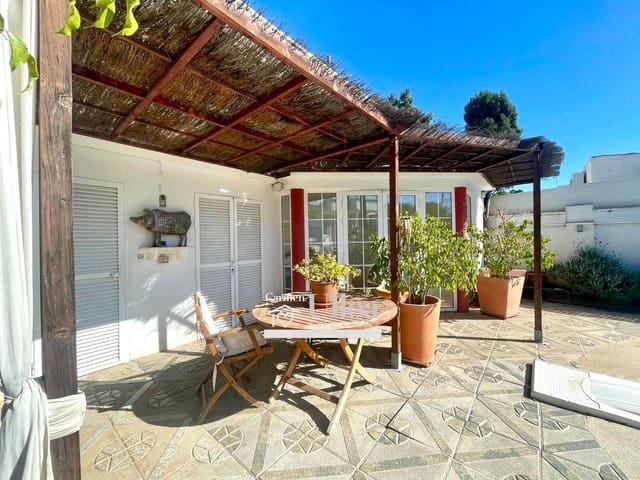 3 slaapkamer Villa te koop in La Font, San Juan de Alicante / Sant Joan d'Alacant met zwembad garage - € 750.000 (Ref: 8676009)